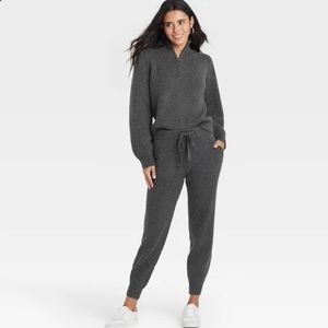 Universal Threads Cable Knit Jogger